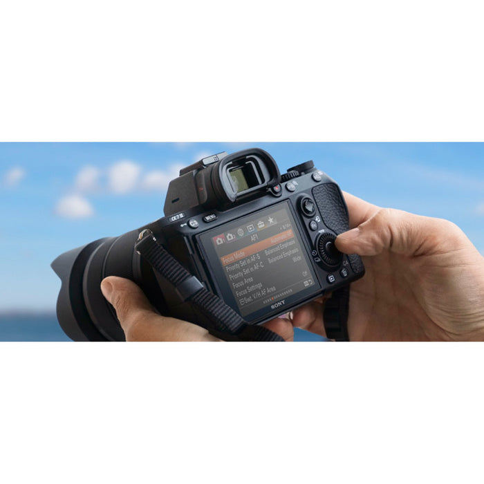 Sony a7R III Mirrorless Full Frame Camera + 50mm F1.8 Lens SEL50F18F Kit  Bundle